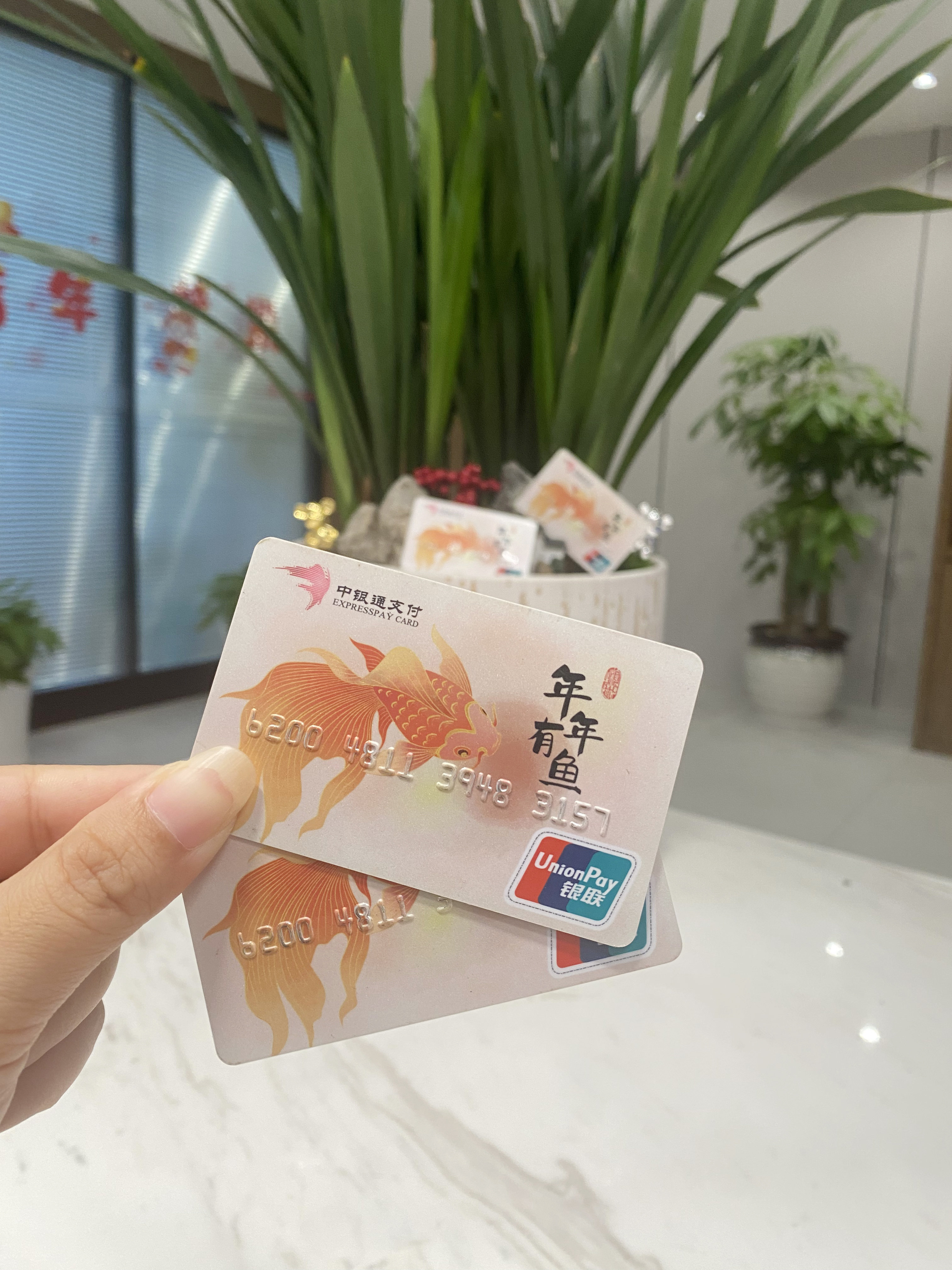 重庆急用钱医保卡余额回收联系方式(急用钱社保怎么搞出钱来)