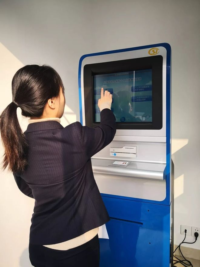 重庆24小时套医保卡回收(24小时套医保卡回收什么意思)